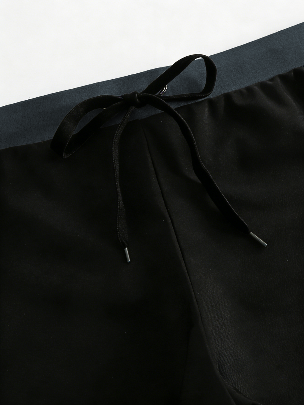 Men's Slim Fit Drawstring Square-Leg Swim Trunks